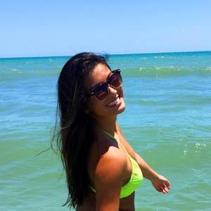 Meet your Posher, Ivy